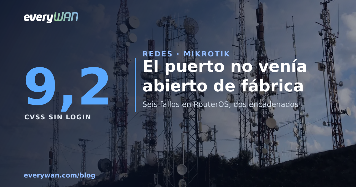 Turó amb torres de comunicacions, antenes parabòliques i radioenllaços contra el cel
